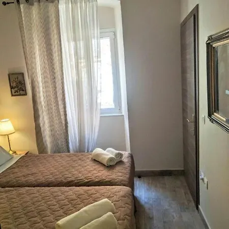 Dion And Eva'S Oldtown Apartment Corfu  Zewnętrze zdjęcie