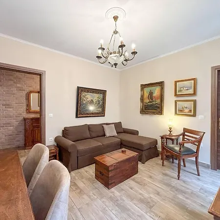 Dion And Eva'S Oldtown Apartment Corfu  Exterior photo