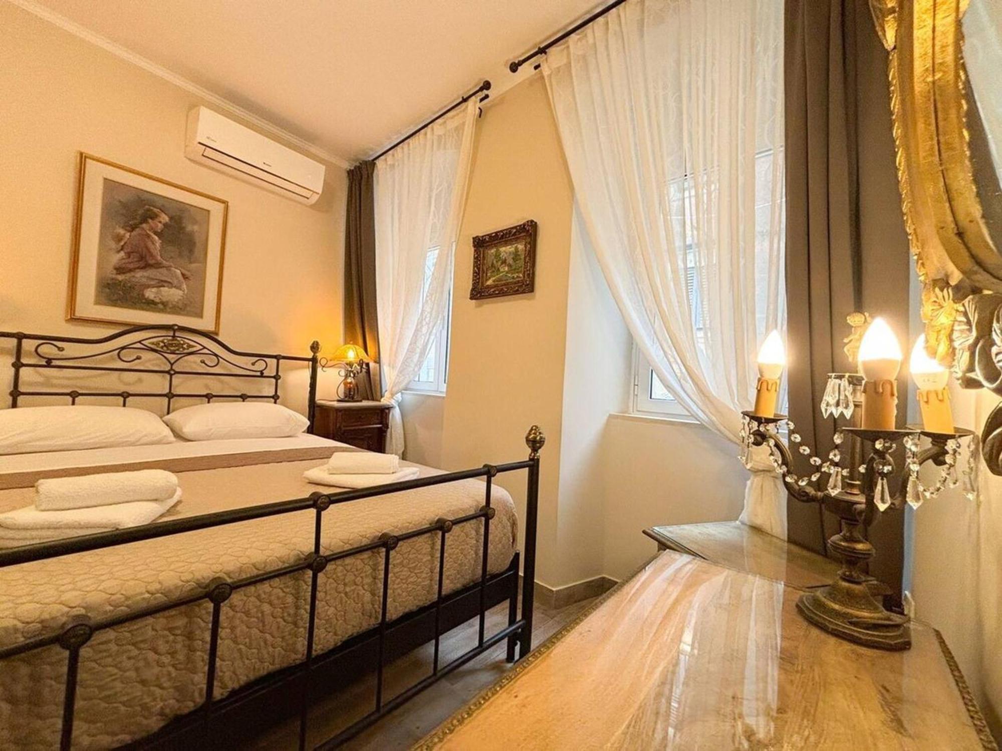 Dion And Eva's Oldtown Corfu (city)