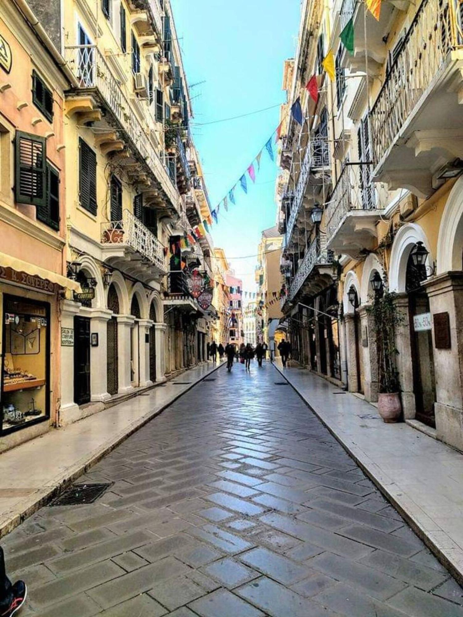 Dion And Eva's Oldtown Apartment Corfu (city)