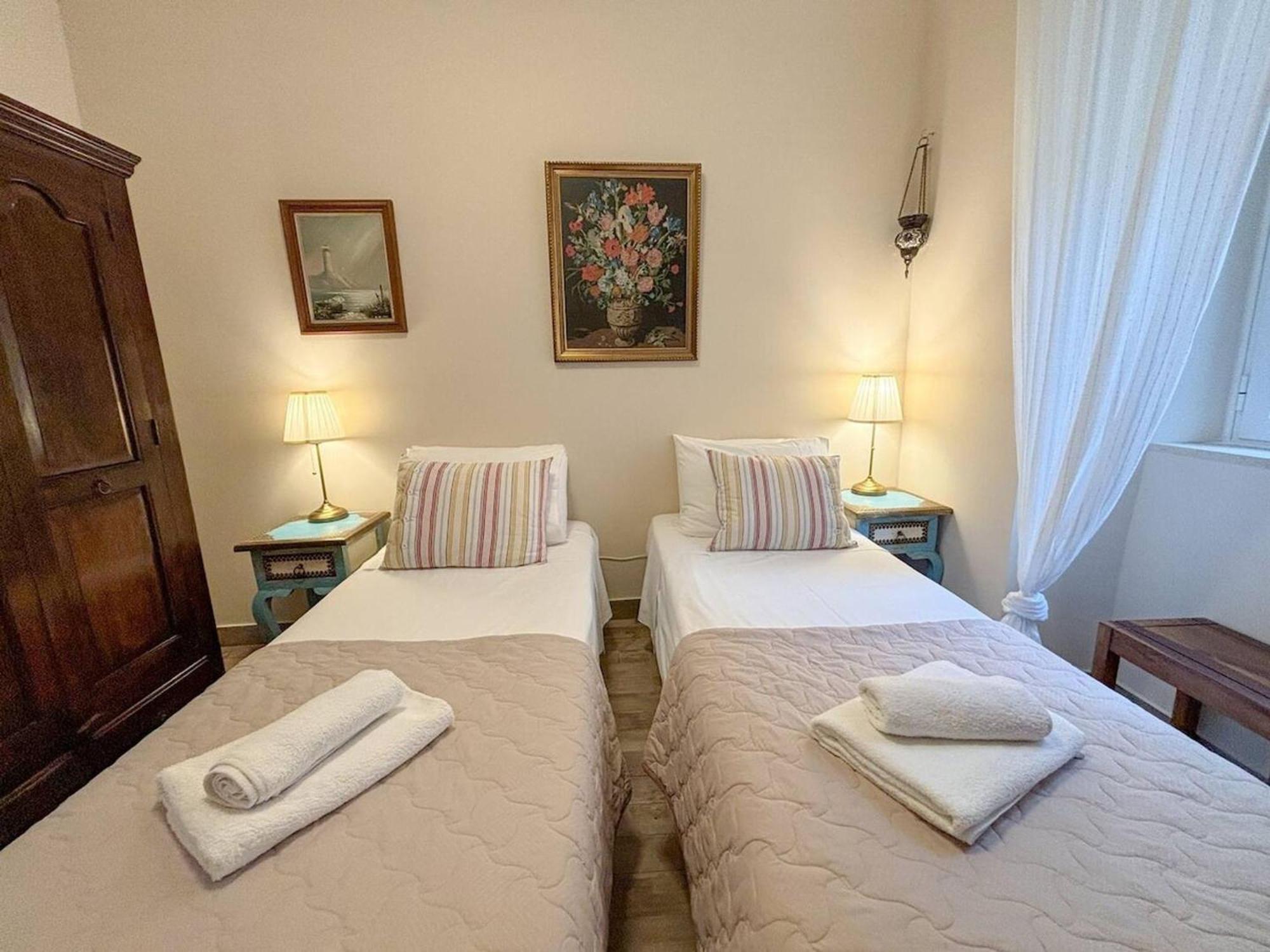 Dion And Eva's Oldtown Apartment Corfu (city)